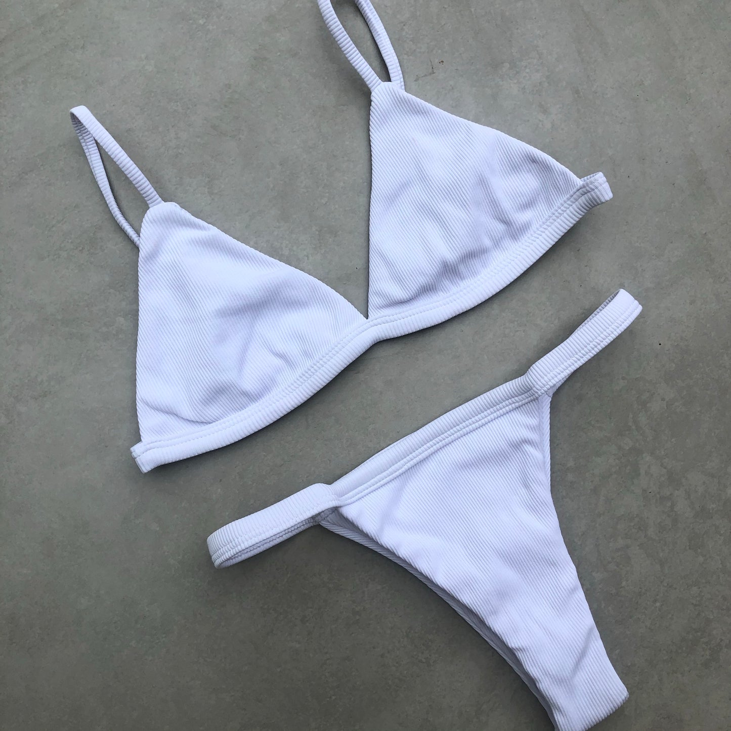 Top Sofia White (canelado)