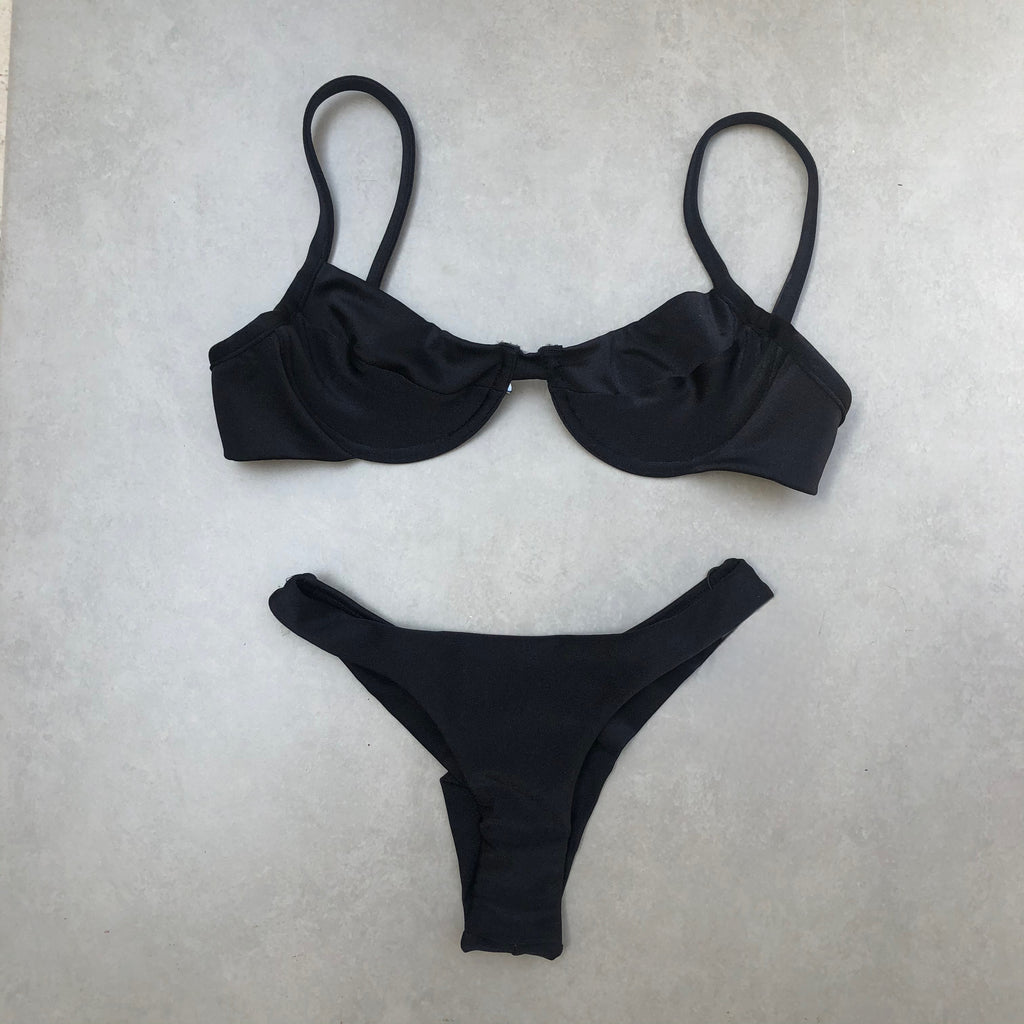 Conjunto Frida Black