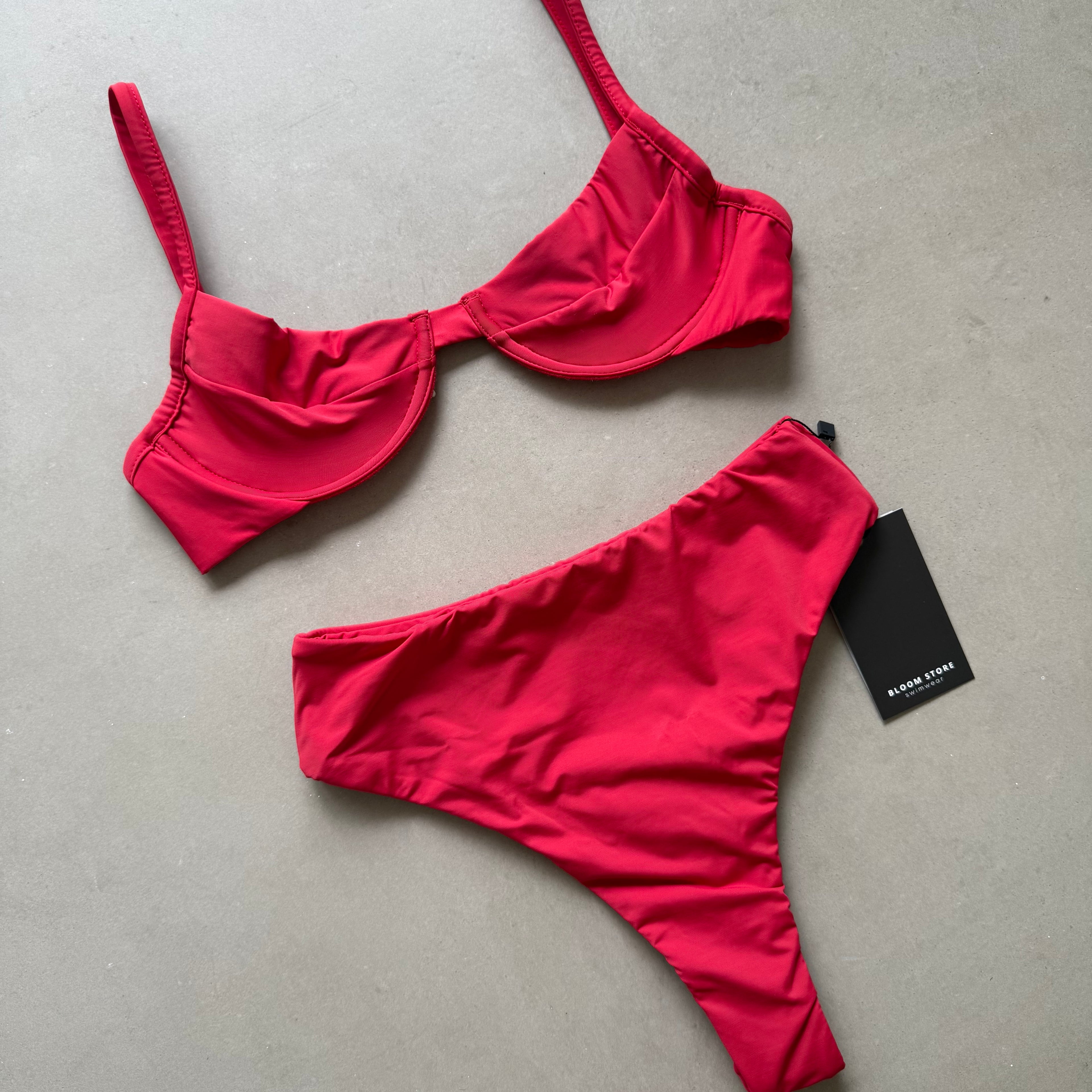 Conjunto Frida + Hawaii Kiss