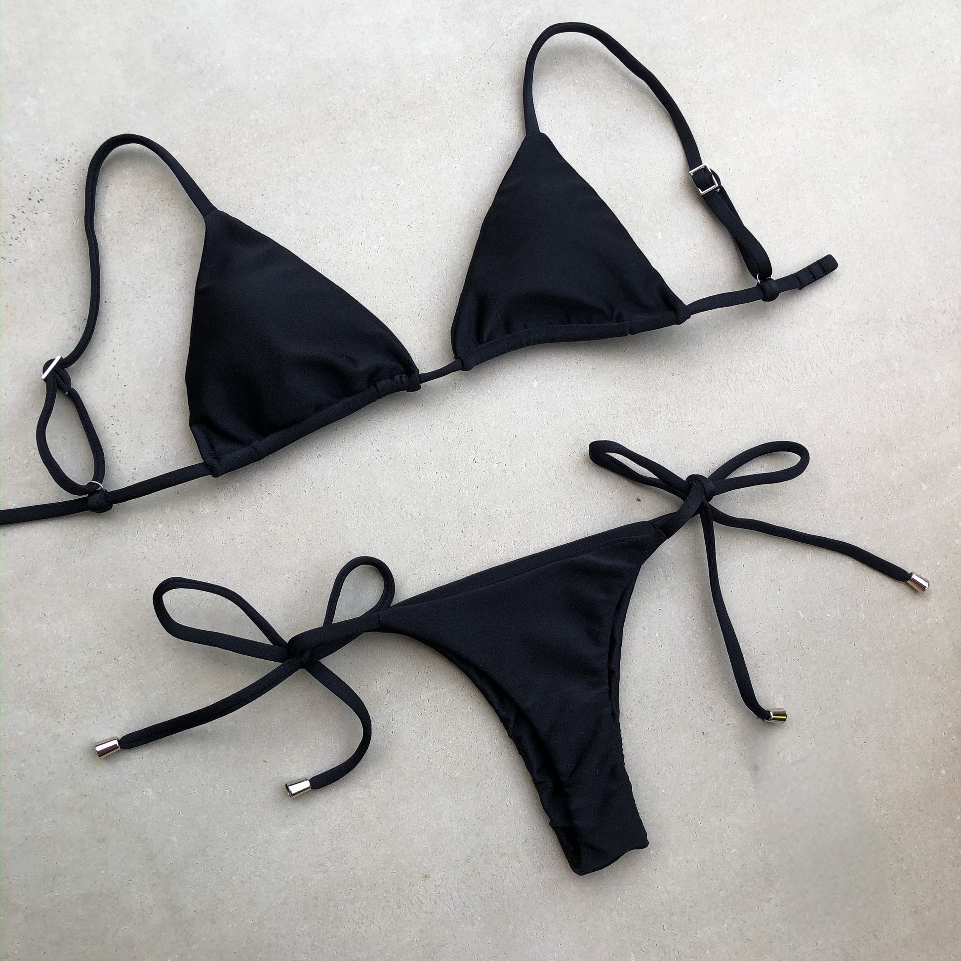 Top Tulum Black (liso)