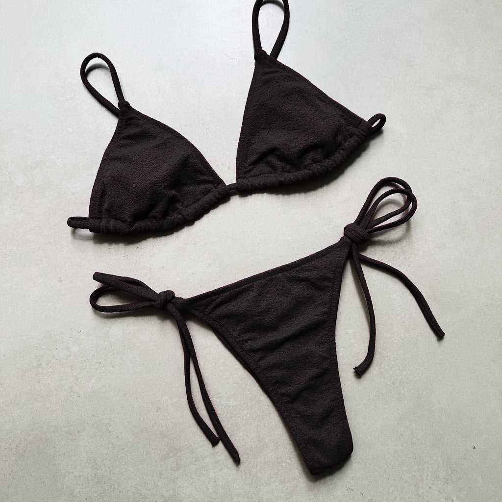 Bottom Tulum Black 22’ (textura)