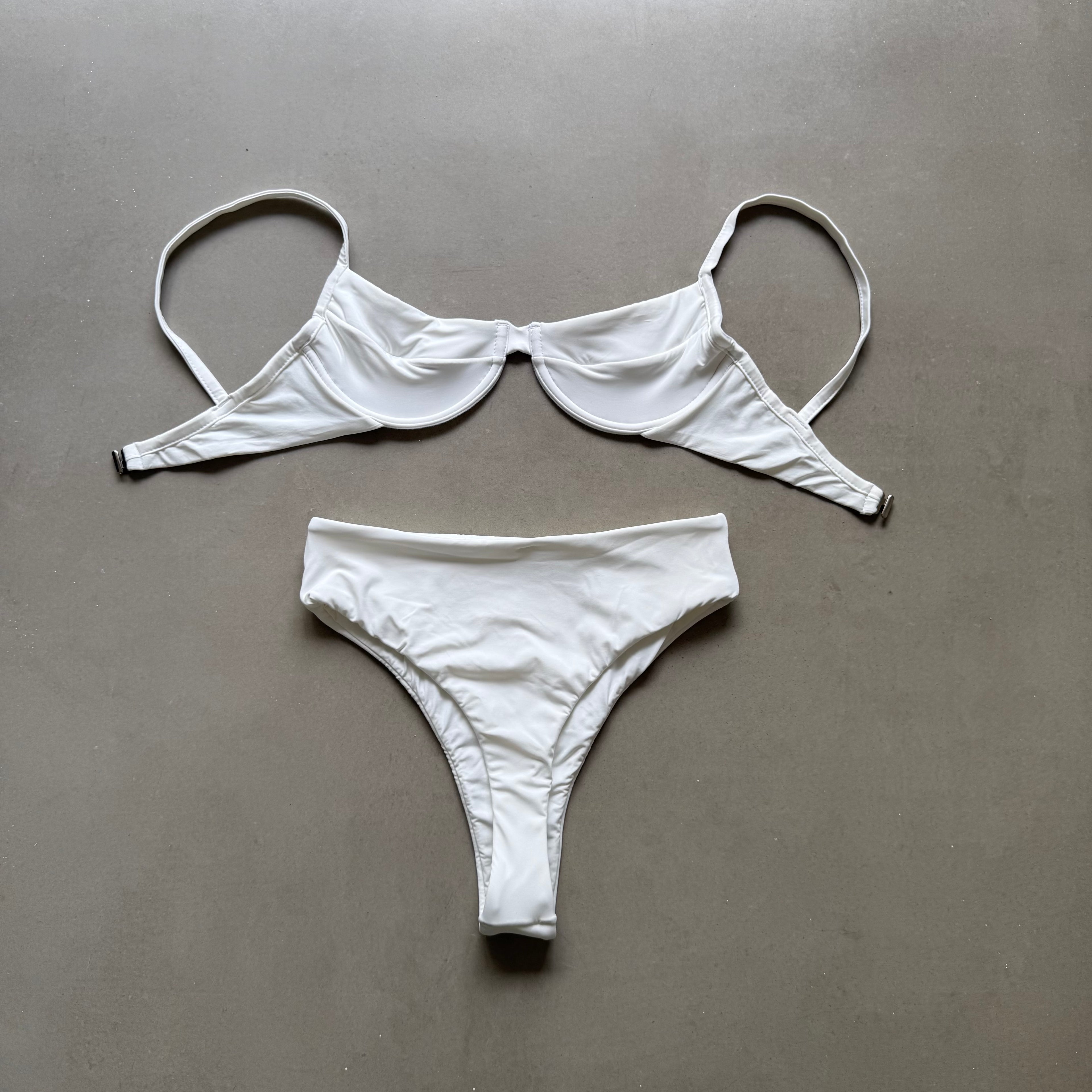 Conjunto Frida + Hawaii Chantilly