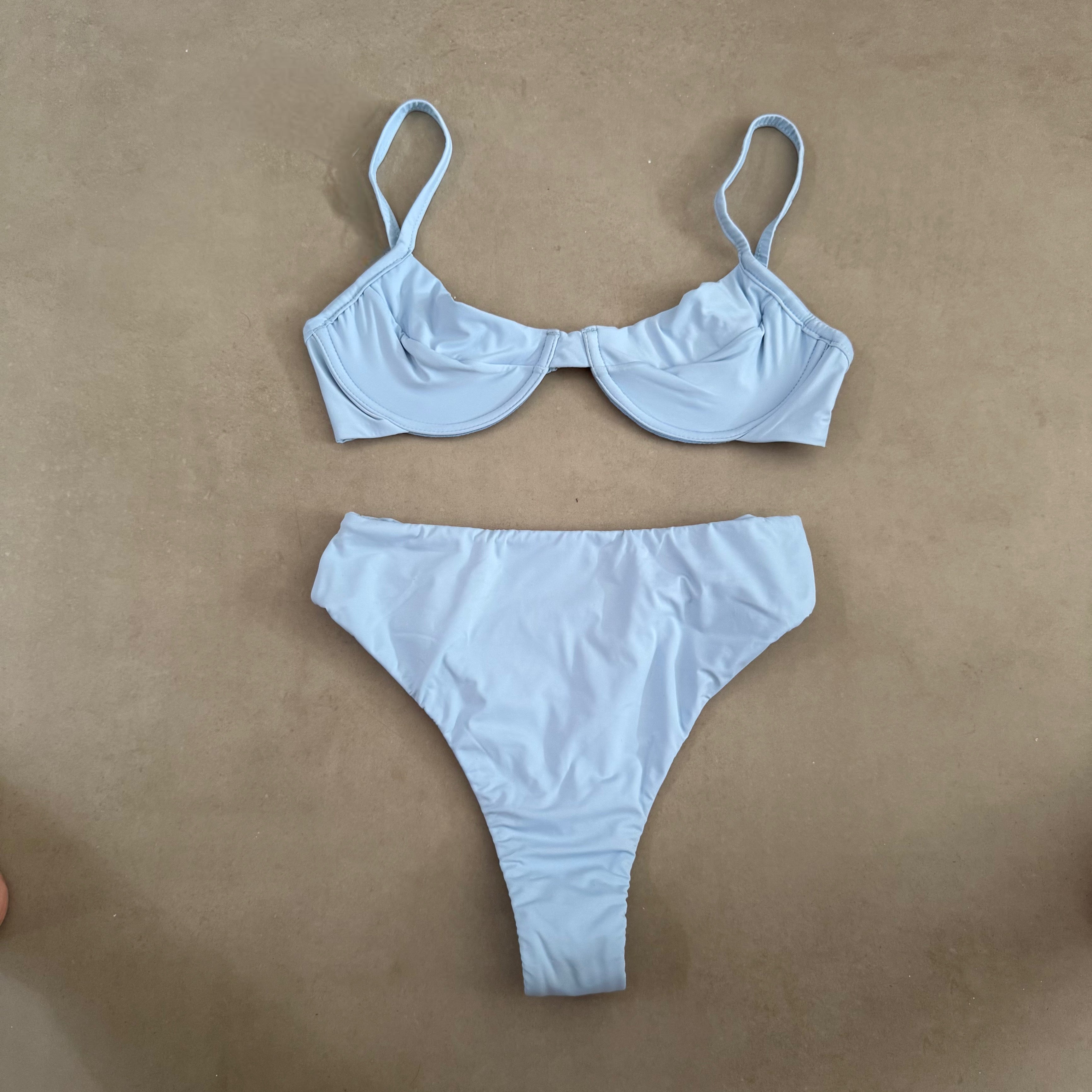 Conjunto Frida + Hawaii Sky