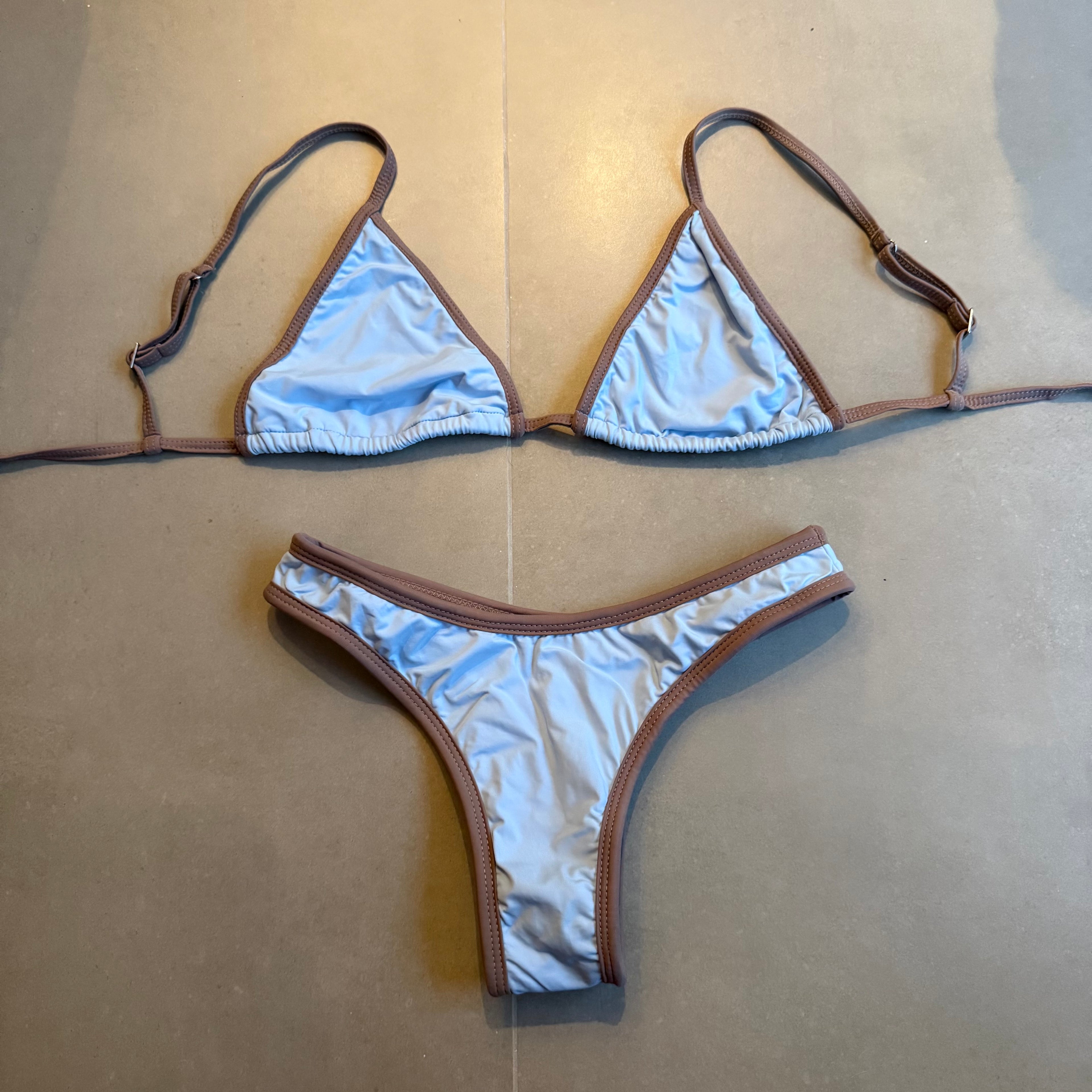 Bottom Lana Sky & Hazel