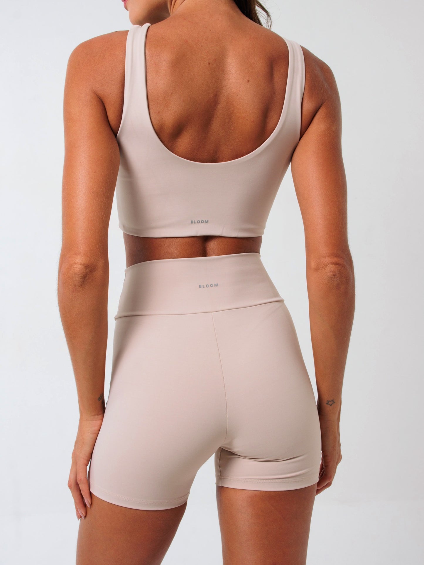 Cropped Essentials Pancake