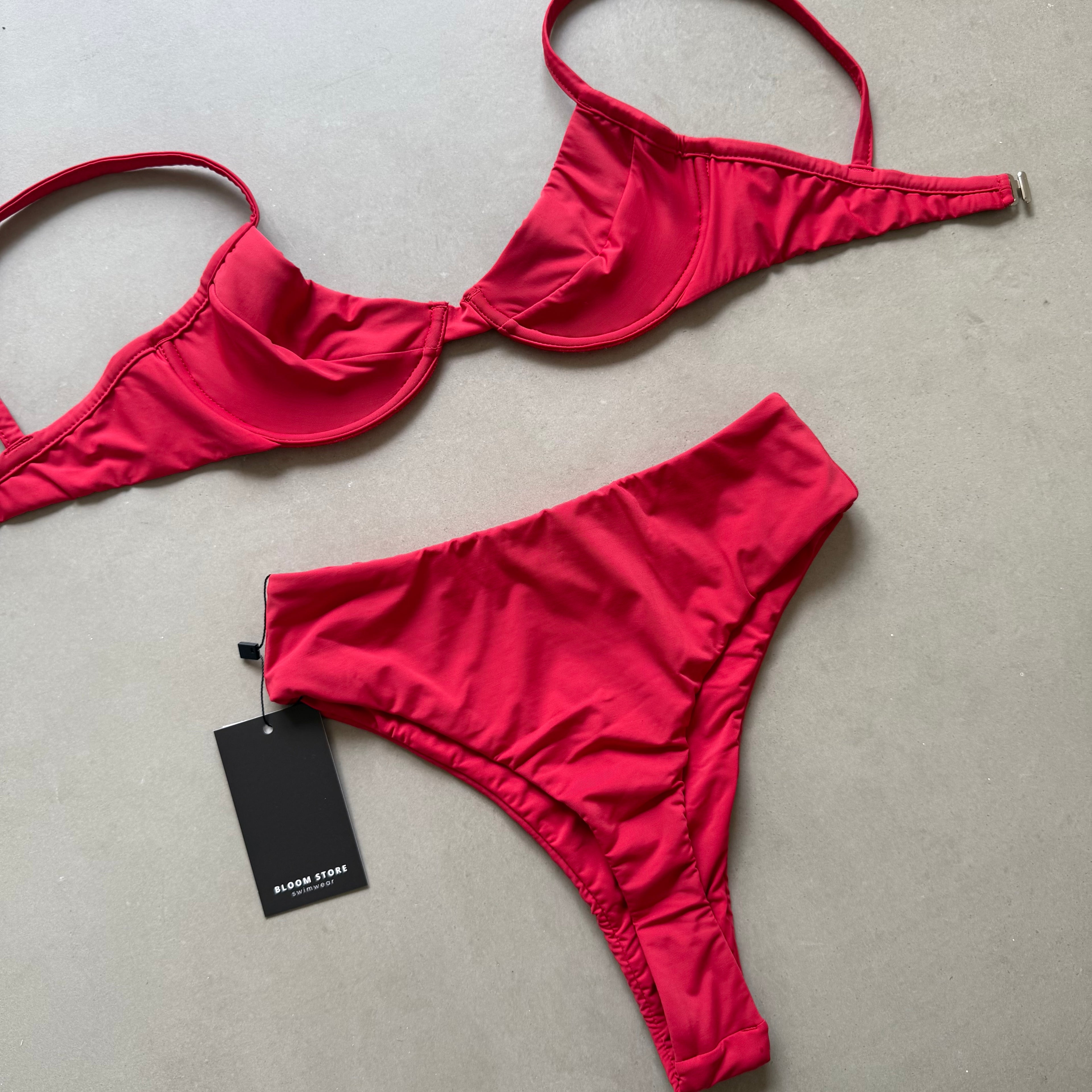 Conjunto Frida + Hawaii Kiss