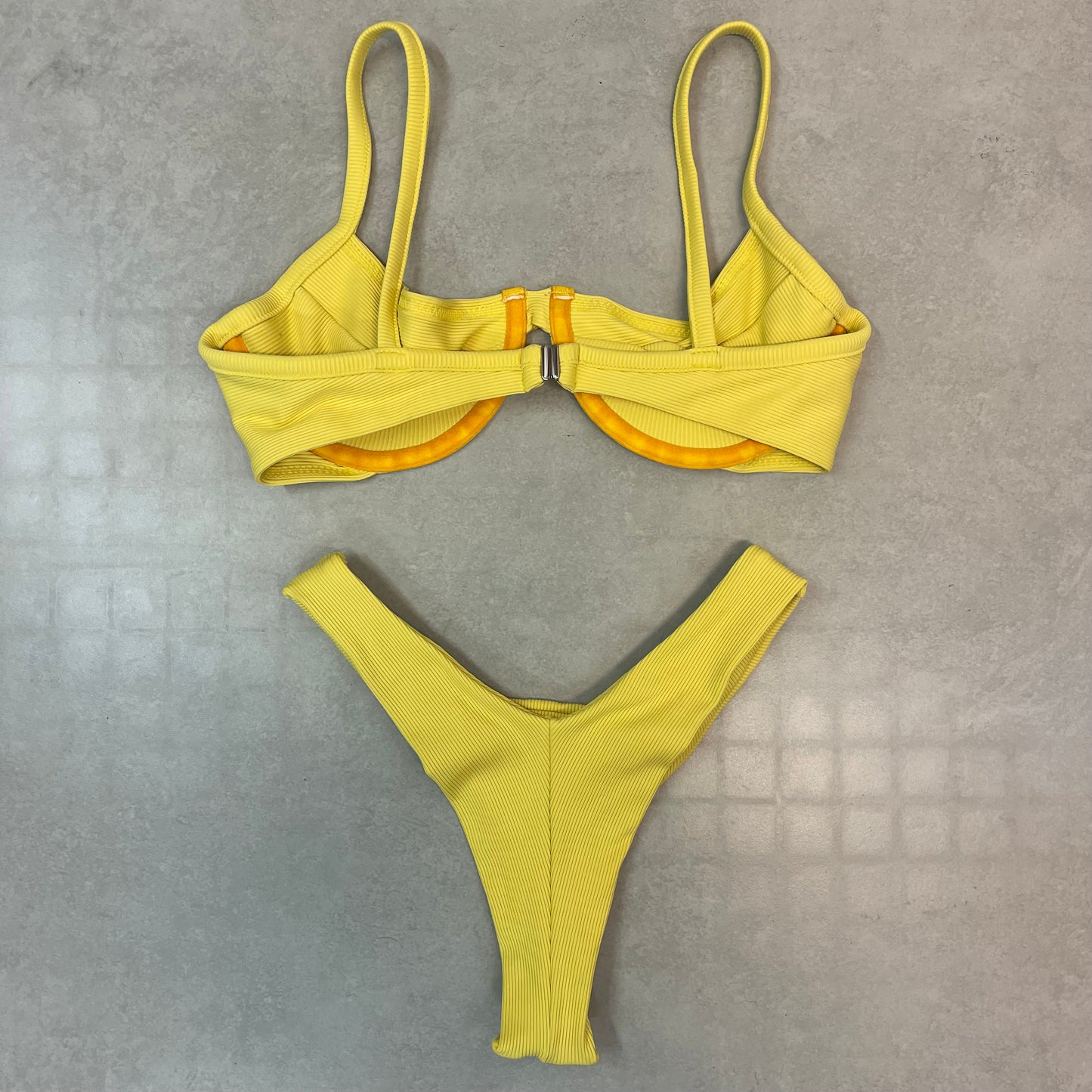 Bottom Frida Yellow (canelado)