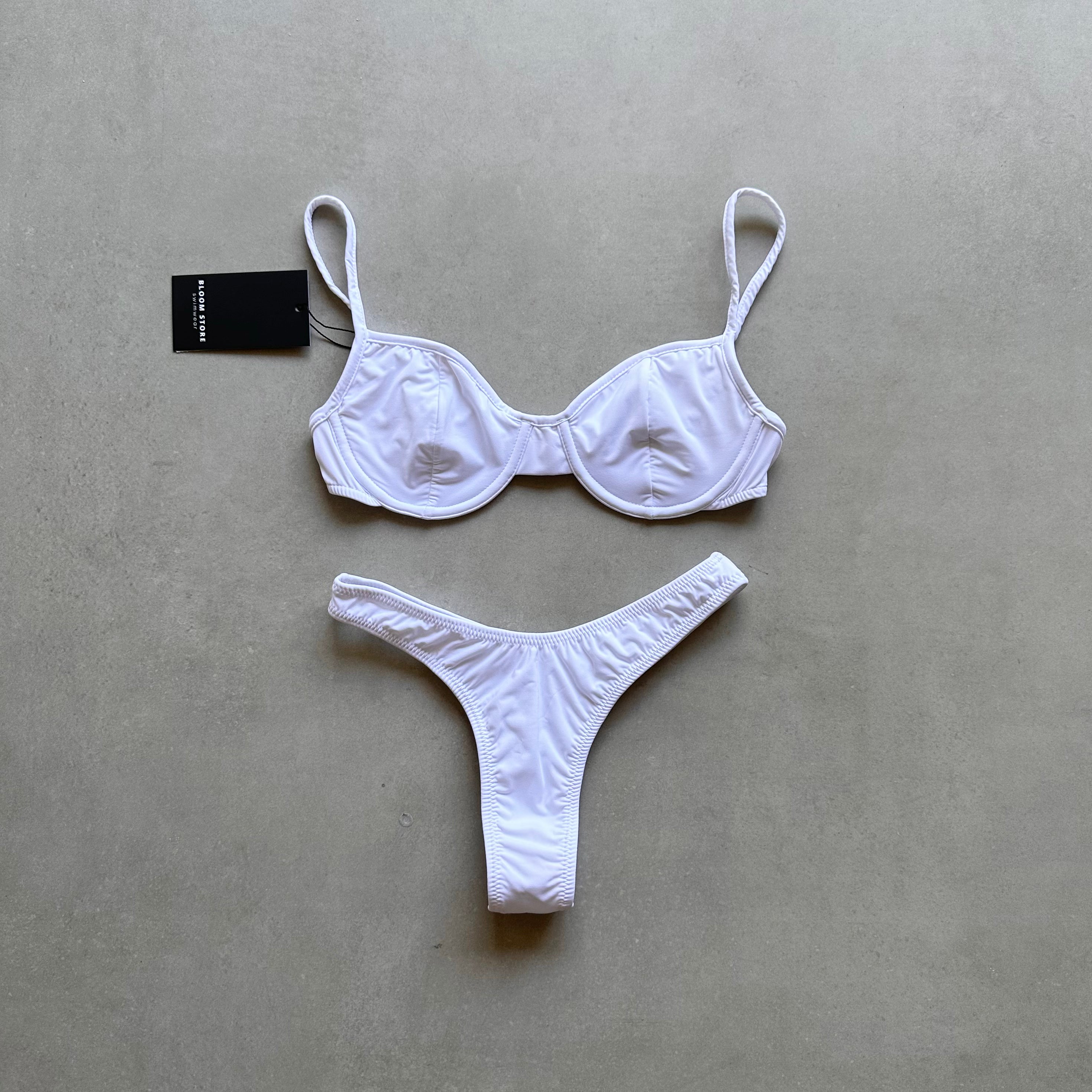 Top Frida White 22' (liso)