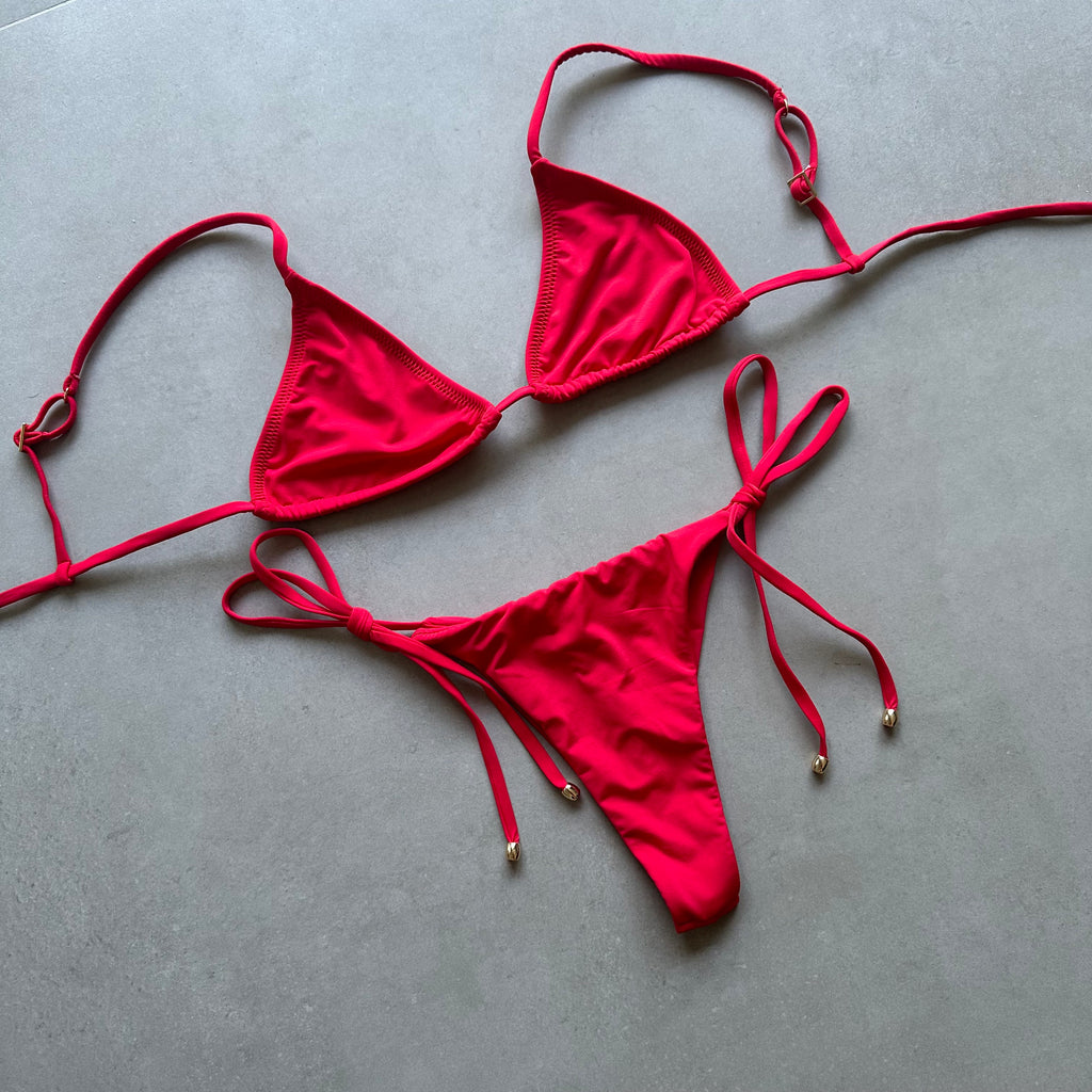 Bottom Tulum Red 22’