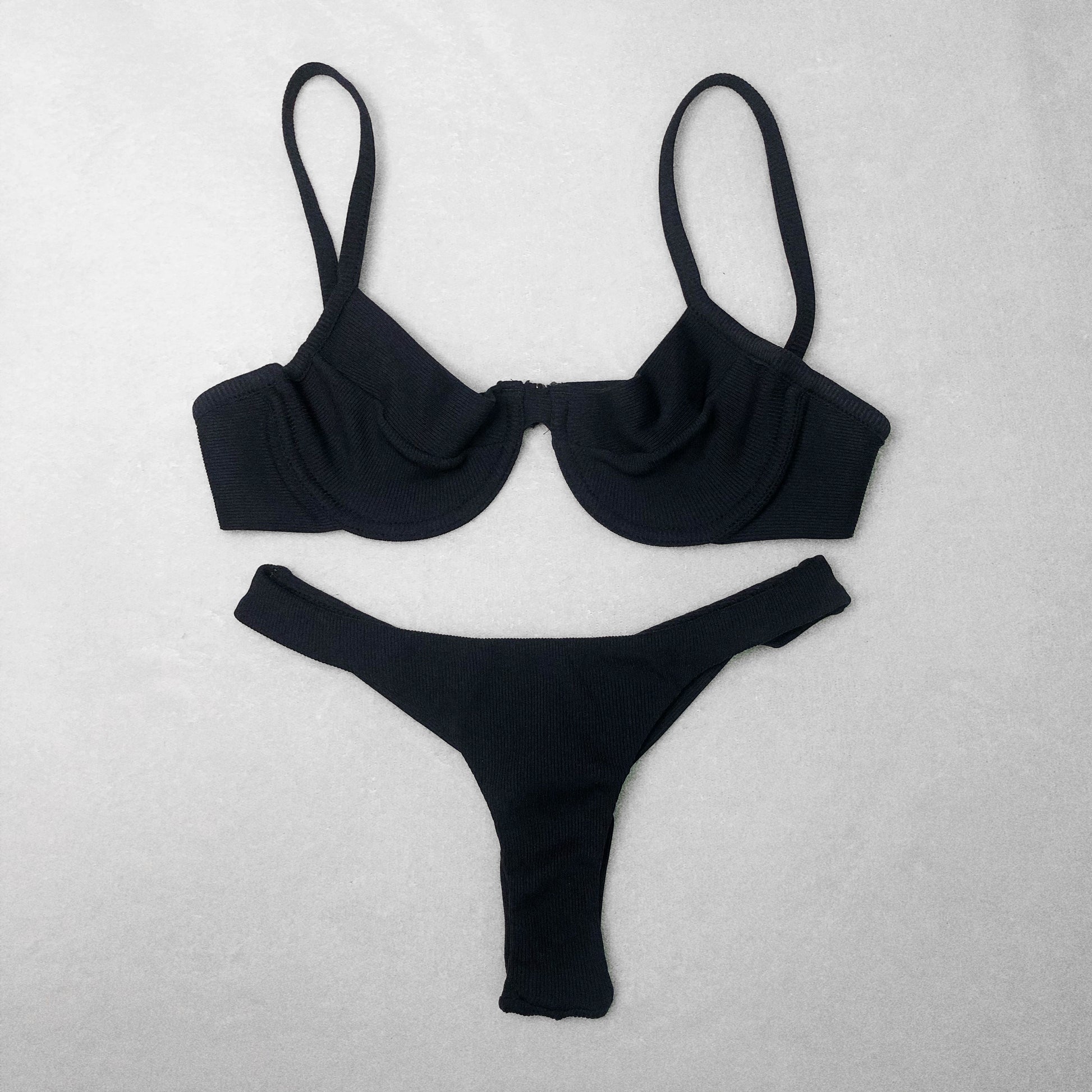 Bottom Frida Black (canelado)