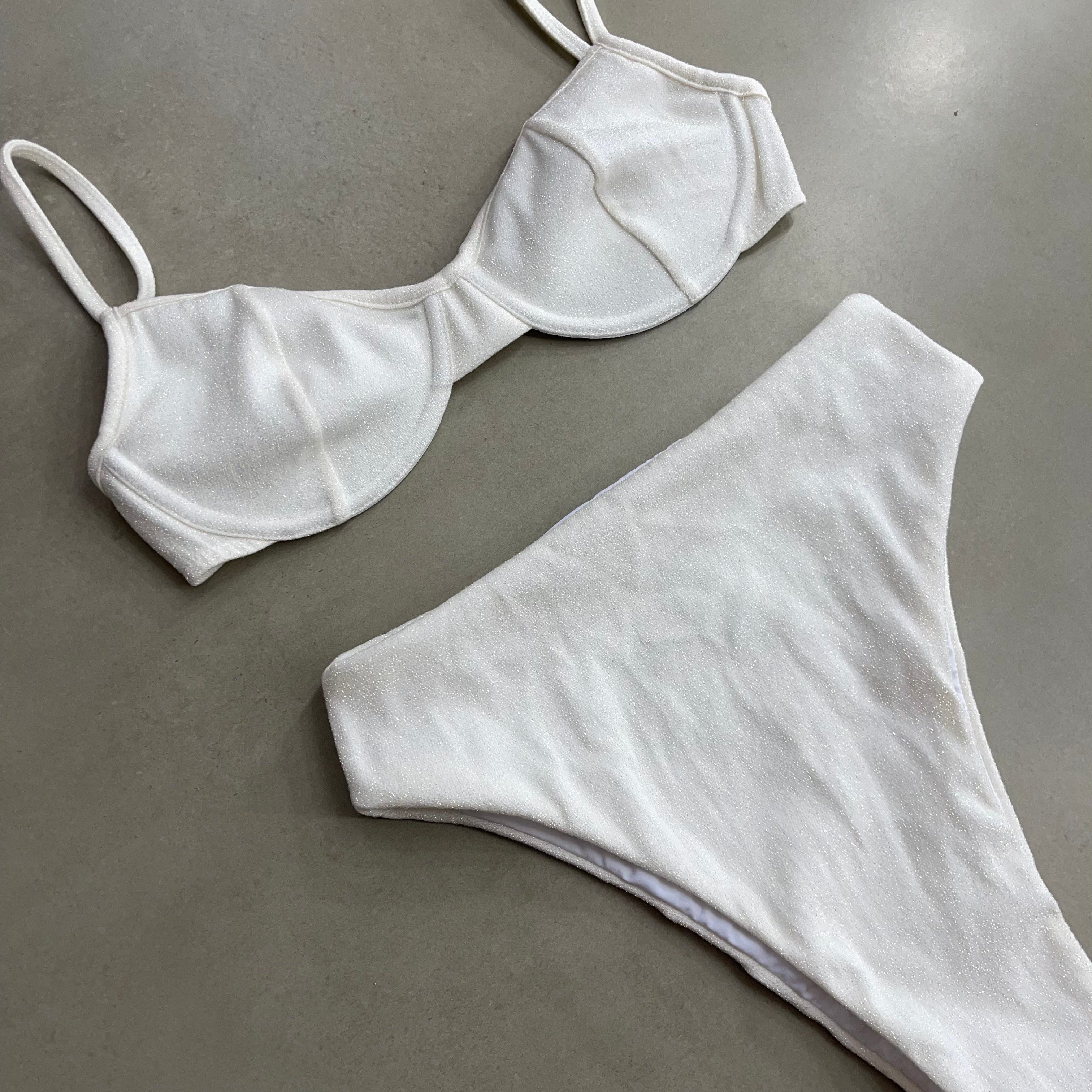 Conjunto Frida + Lucy White (lurex)