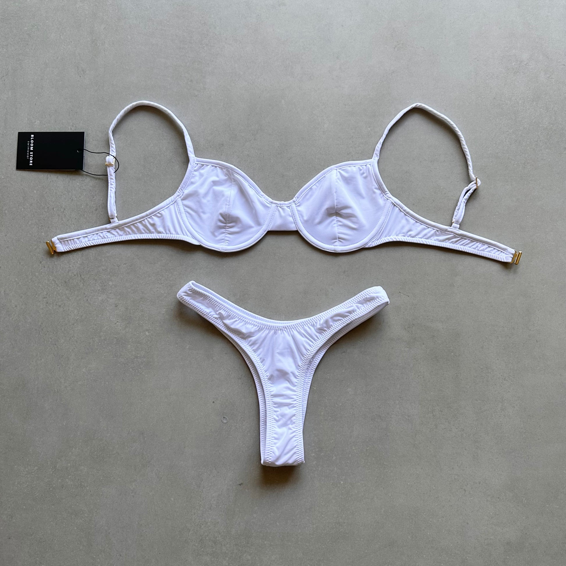 Conjunto Frida + Lana White (fosco)