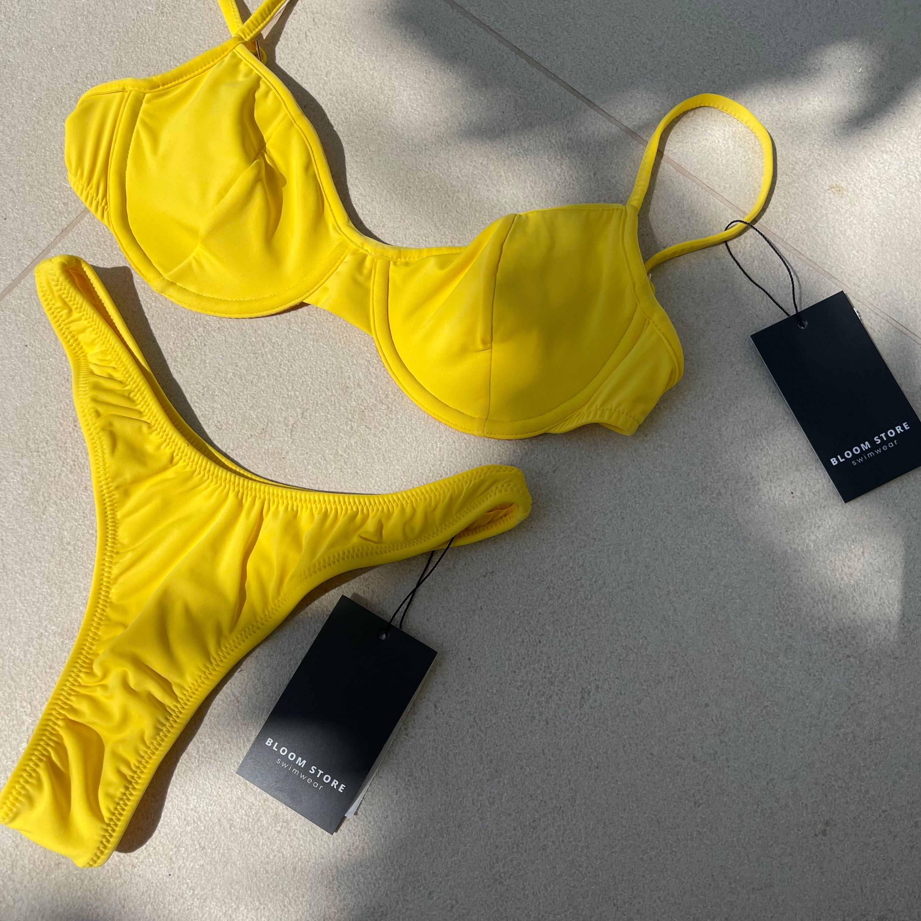 Top Frida Yellow 22'